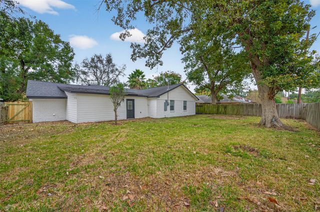 7718 Morley Street, Houston, TX 77061