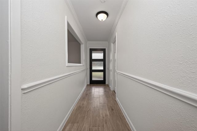 7718 Morley Street, Houston, TX 77061