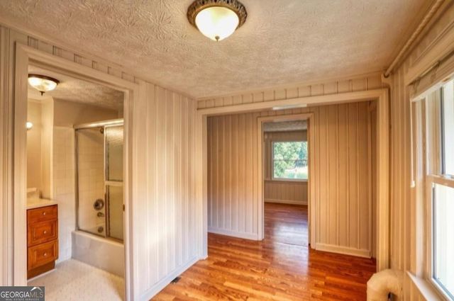 6163 Lake Lanier Hei Road, Buford, GA 30518