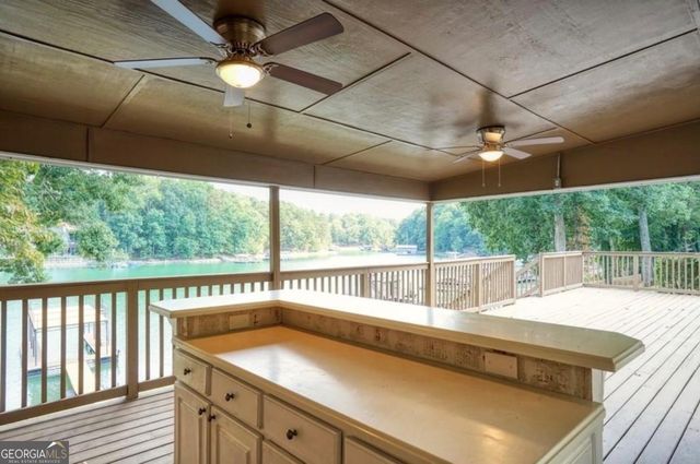 6163 Lake Lanier Hei Road, Buford, GA 30518