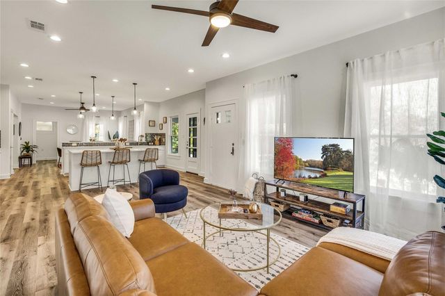 707 Highland Ave, Austin, TX 78703