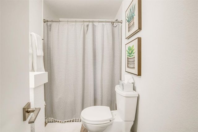 707 Highland Ave, Austin, TX 78703