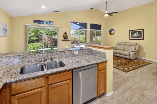 5329 Angelrock Loop, Roseville, CA 95747