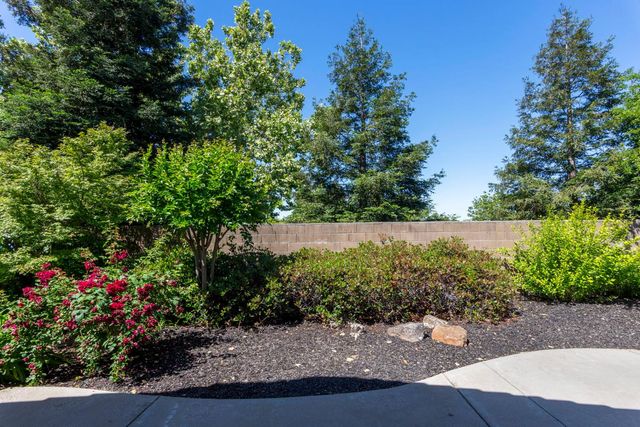 5329 Angelrock Loop, Roseville, CA 95747