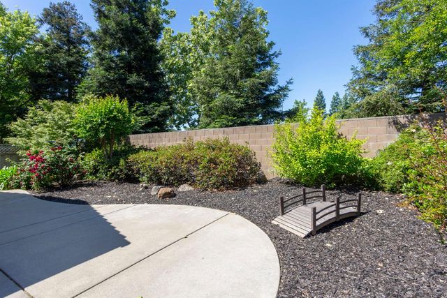 5329 Angelrock Loop, Roseville, CA 95747