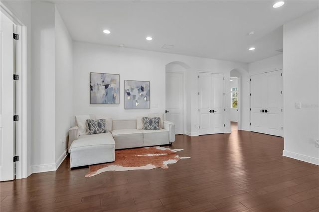 3824 W SANTIAGO STREET, Tampa, FL 33629