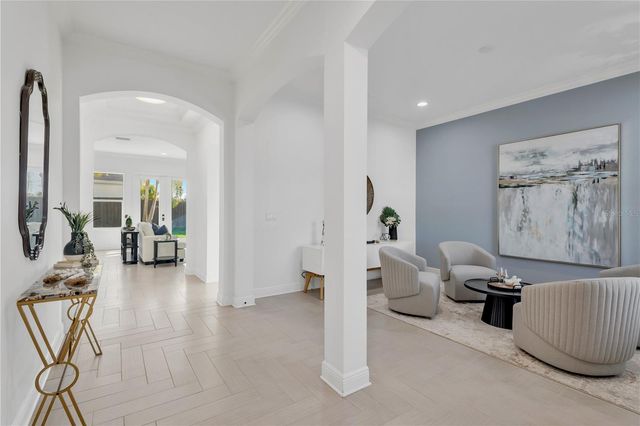 3824 W SANTIAGO STREET, Tampa, FL 33629