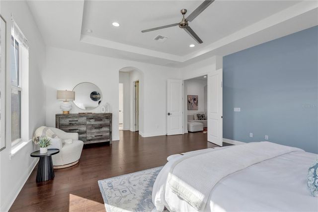 3824 W SANTIAGO STREET, Tampa, FL 33629