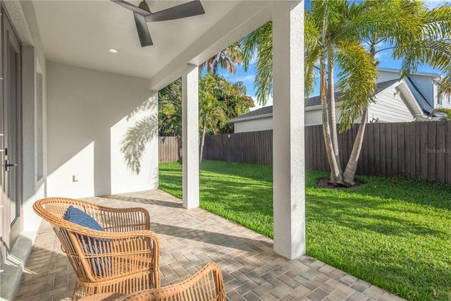 3824 W SANTIAGO STREET, Tampa, FL 33629