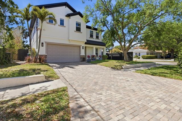 3824 W SANTIAGO STREET, Tampa, FL 33629