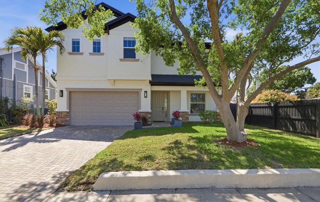 3824 W SANTIAGO STREET, Tampa, FL 33629