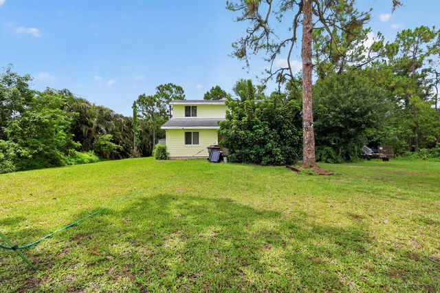 16393 E Mayfair Drive E, The Acreage, FL 33470