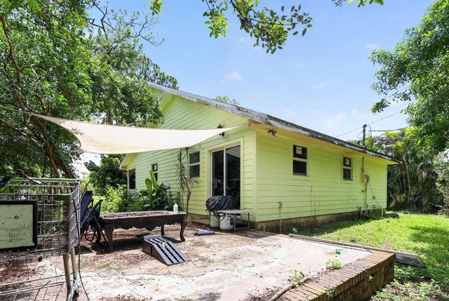 16393 E Mayfair Drive E, The Acreage, FL 33470