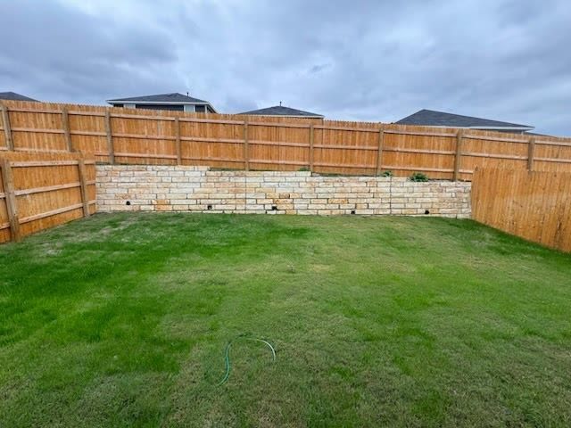 174 Alkali DR, Buda, TX 78610