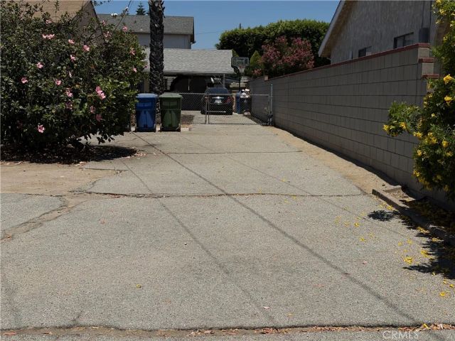 11811 Peoria Street, Sun Valley, CA 91352