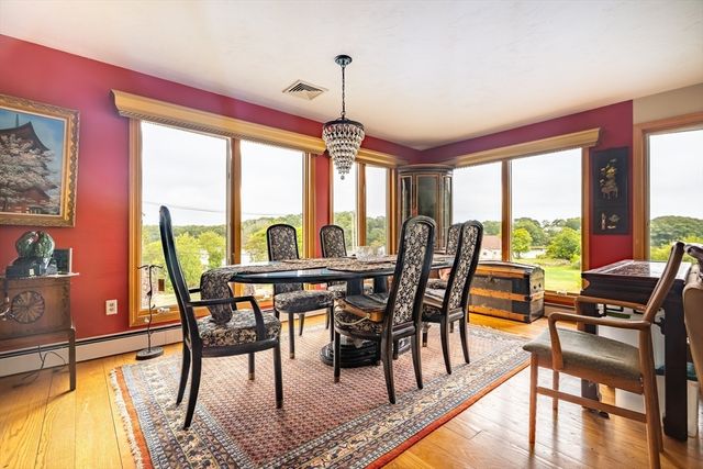 225 Hixbridge Rd, Westport, MA 02790