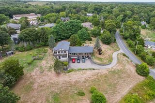 225 Hixbridge Rd, Westport, MA 02790