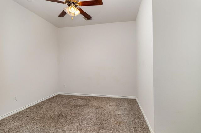 2413 Siskiyou Street, Lewisville, TX 75056
