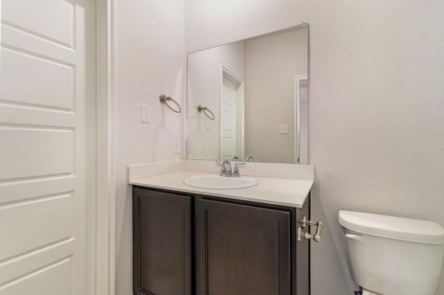 2413 Siskiyou Street, Lewisville, TX 75056