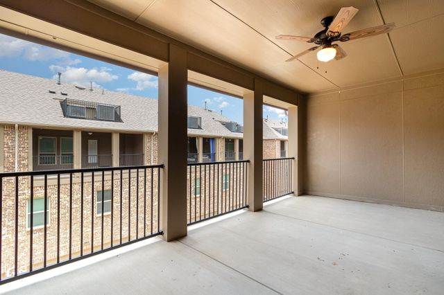 2413 Siskiyou Street, Lewisville, TX 75056