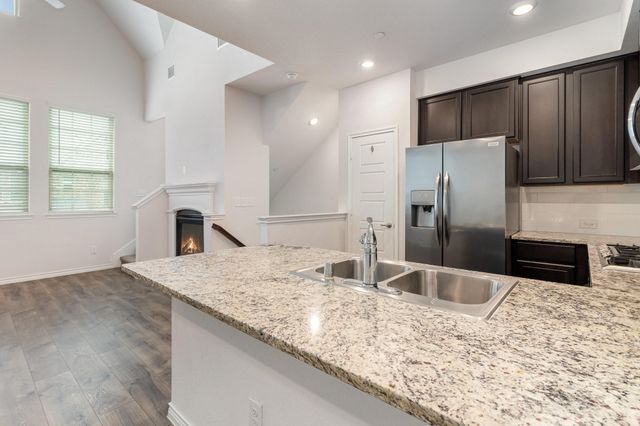 2413 Siskiyou Street, Lewisville, TX 75056
