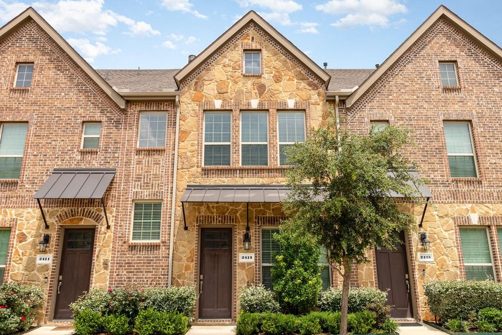 2413 Siskiyou Street, Lewisville, TX 75056