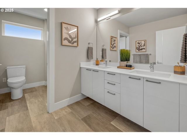 17161 Sw KALAPUYA Ln, Sherwood, OR 97140