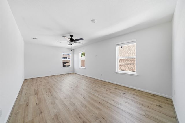 1977 Alasio DR, Leander, TX 78641