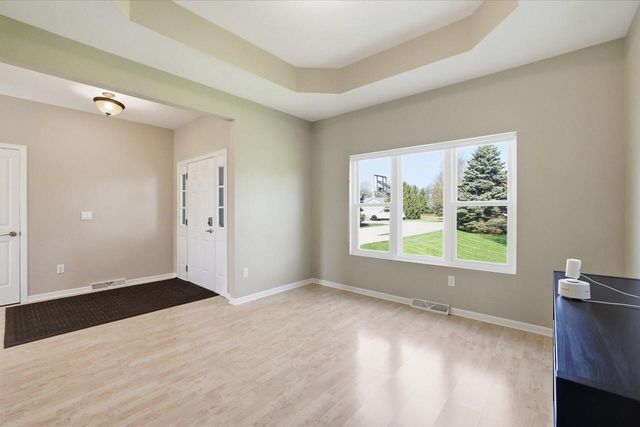 N8034 Nicky COURT, East Troy, WI 53120