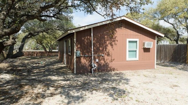 1822 Pace Ave, Ingleside, TX 78362