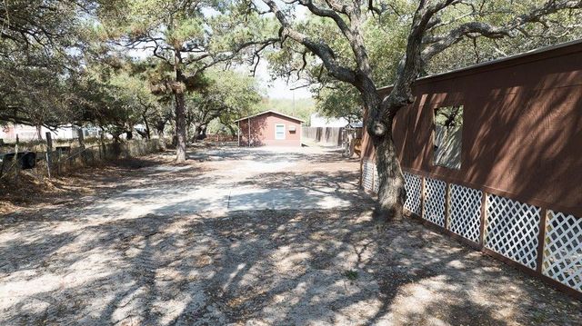 1822 Pace Ave, Ingleside, TX 78362