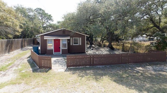 1822 Pace Ave, Ingleside, TX 78362