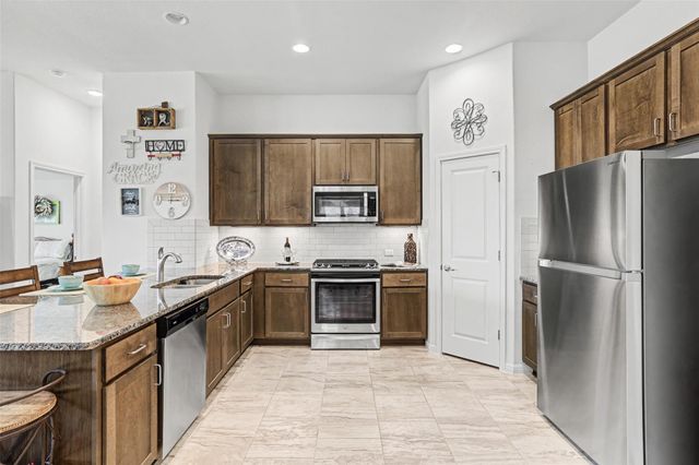 266 Finstown ST, Hutto, TX 78634