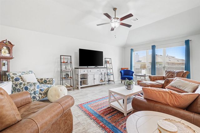 266 Finstown ST, Hutto, TX 78634