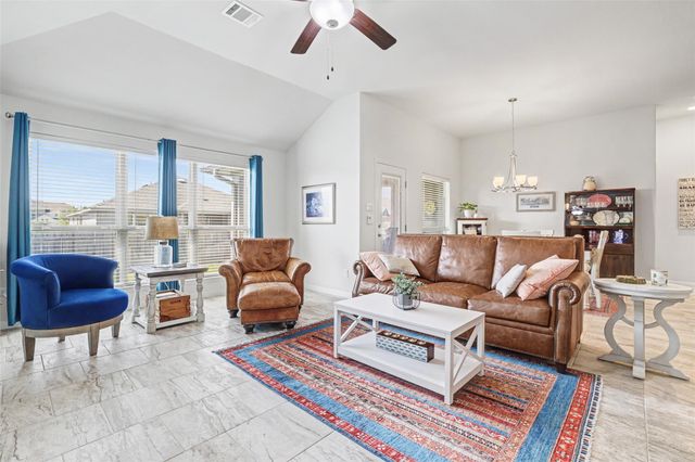 266 Finstown ST, Hutto, TX 78634