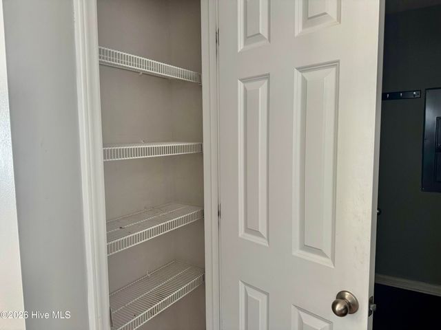 1225 Cross Creek Circle G7, Greenville, NC 27834