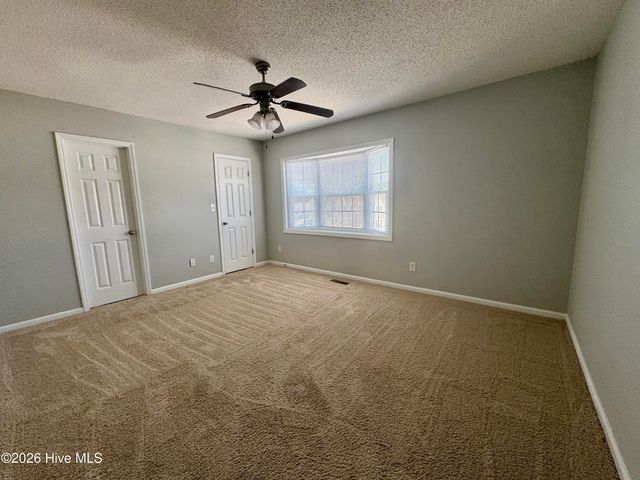 1225 Cross Creek Circle G7, Greenville, NC 27834