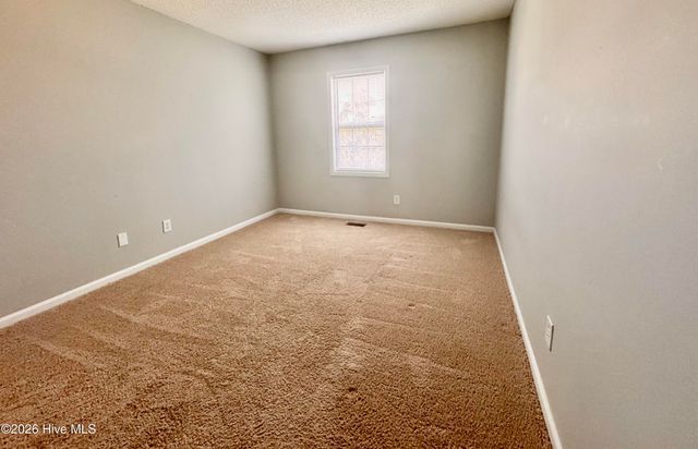 1225 Cross Creek Circle G7, Greenville, NC 27834