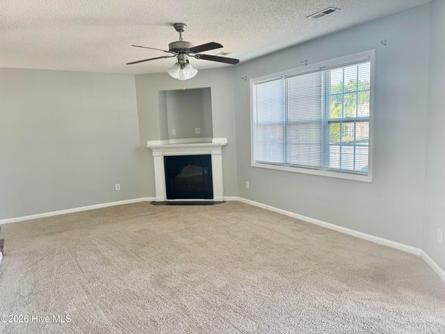1225 Cross Creek Circle G7, Greenville, NC 27834