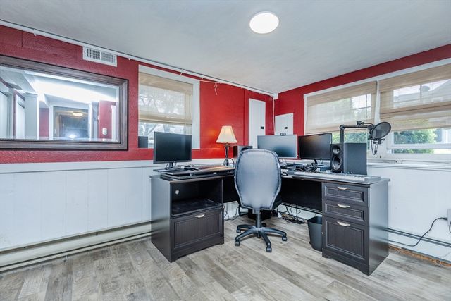 27 Hayes Ave, Beverly, MA 01915