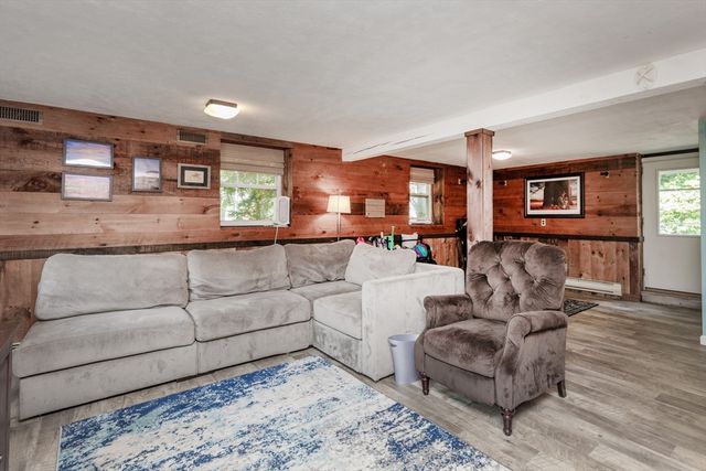 27 Hayes Ave, Beverly, MA 01915
