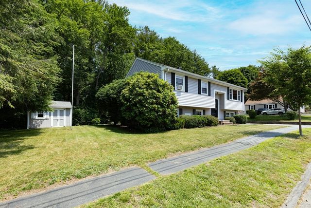 27 Hayes Ave, Beverly, MA 01915