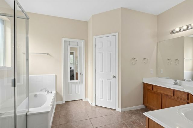 5810 Little Grove Drive, Pearland, TX 77581