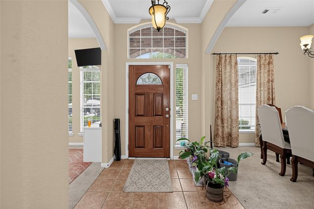 5810 Little Grove Drive, Pearland, TX 77581