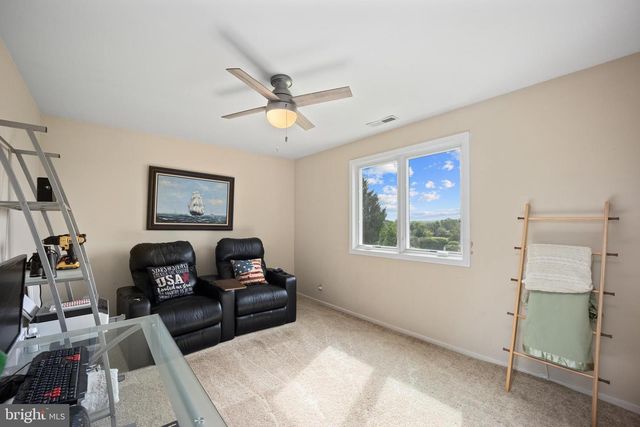 215 E DARK HOLLOW RD, Pipersville, PA 18947