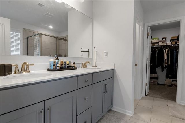 9913 Stretford Road, Douglasville, GA 30135