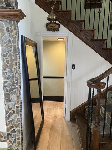 725 Crested Butte Trail, Flower Mound, TX 75028