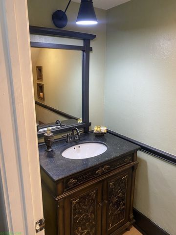 725 Crested Butte Trail, Flower Mound, TX 75028