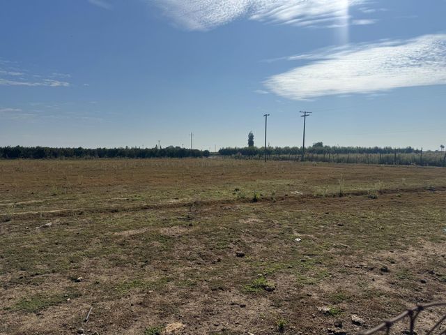 12656 E Nebraska Ave, Selma, CA 93662