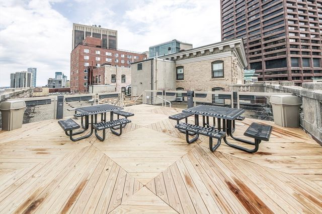 21 Beacon St 3K, Boston, MA 02108